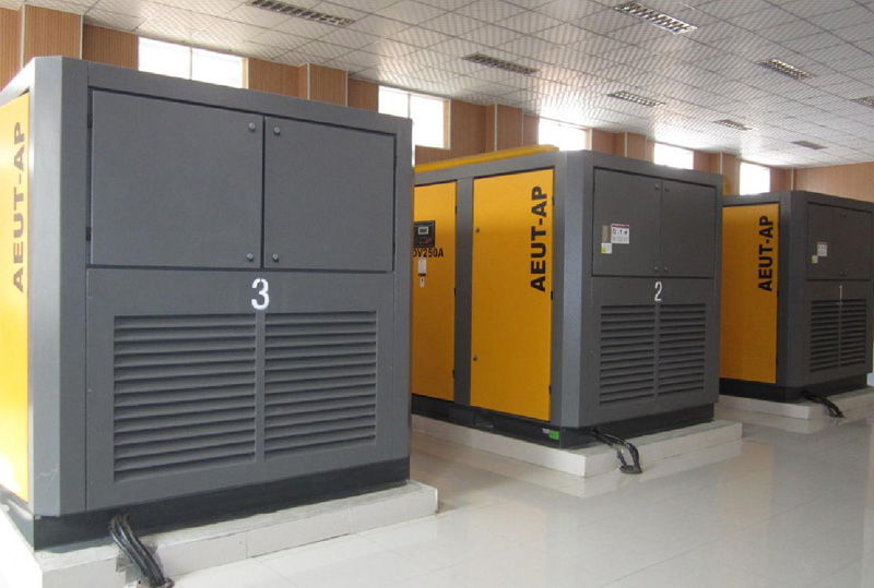 【永城煤電控股集團(tuán)有限公司】 AEDV-250A(250KW)變頻式空壓機(jī)使用現(xiàn)場(chǎng)
